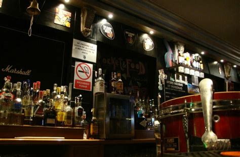 cruising oviedo|Oviedo Gay Bars Clubs on the map, CruisingGays Guide.